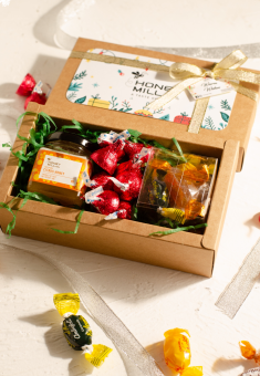 Mini Honey, Candies and Kisses Gift Set
